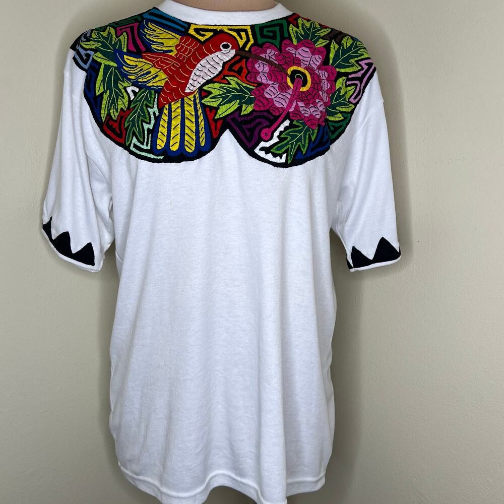 70s Canal Club T-Shirt Small Womens Hummingbird Floral Embroidered Vintage Tee